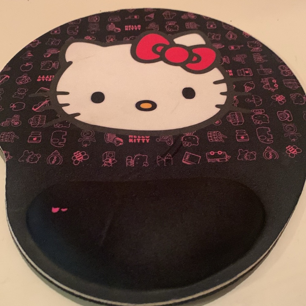 Hello Kitty mousepad - Picture 3 of 4